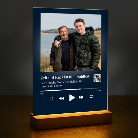 Unbezahlbare Zeit mit Papa – personalisierter Glasdruck