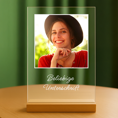 Ihr Foto mit einer beliebigen Beschriftung – personalisierter Druck auf Glas für sie